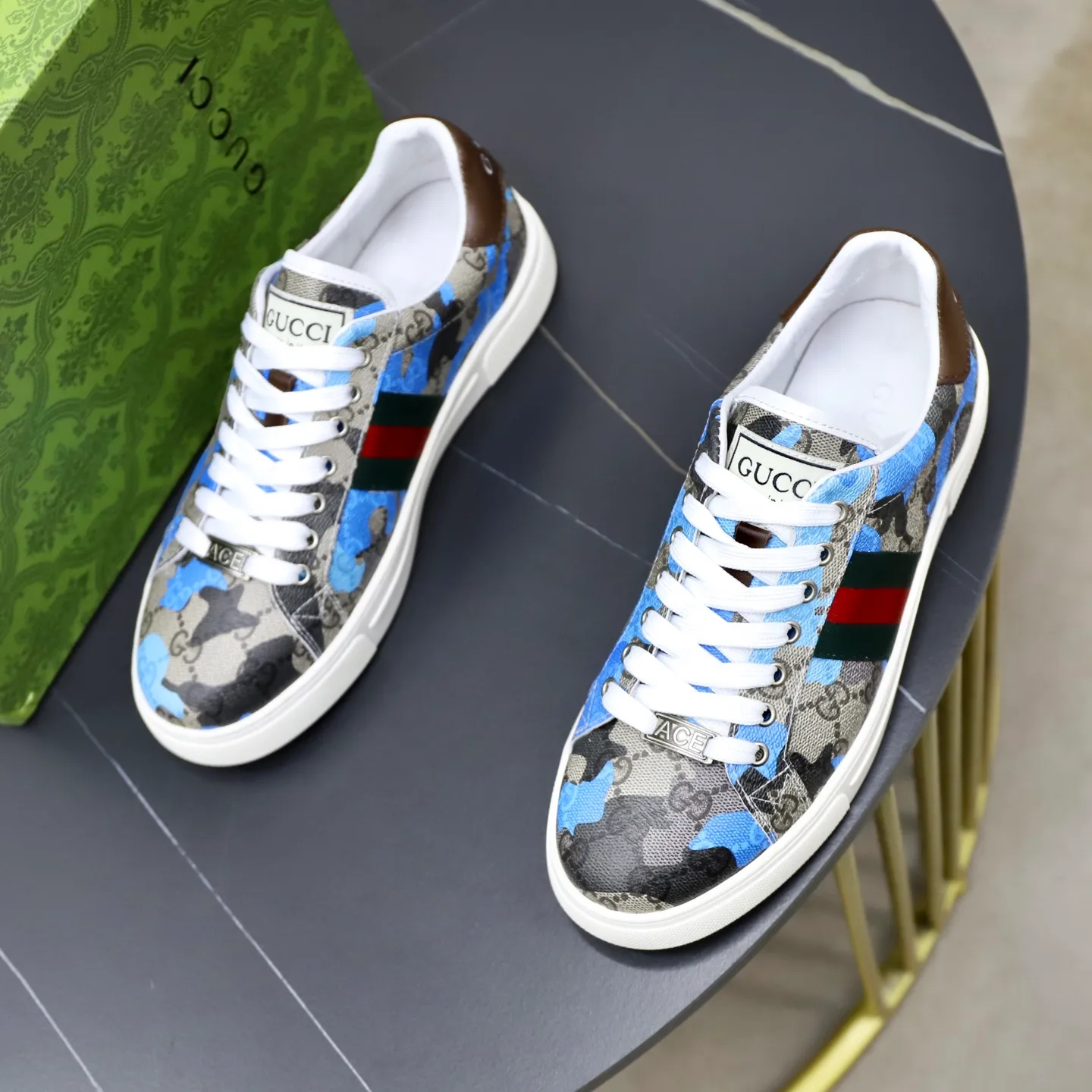 Ex-factory price: 420💰🙅‍♂️🙅‍♂️🙅‍♂️ Brand: Gucci GUCCi Standard code: 38-44 (45 customized) Grade: Same as the official website Material: Original leather splicing, comfortable and breathable sheepskin lining, original wear-resistant outsole Style category: Men's fashionable casual shoes, running, sports shoes, noble luxury brand elements, top luxury Color: actual picture color